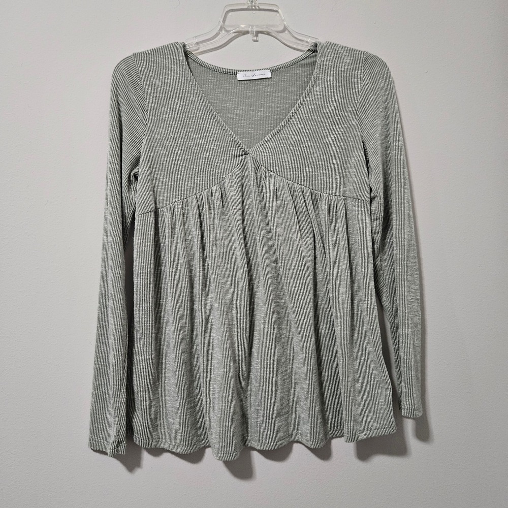 Ces‎ Femme Sage Green Ribbed Babydoll Top Long Sleeve V-Neck Blouse Small
